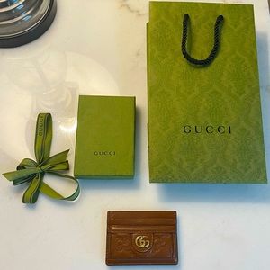 🎉🎉 SALE: GG Matelassé Card Case 🎉🎉